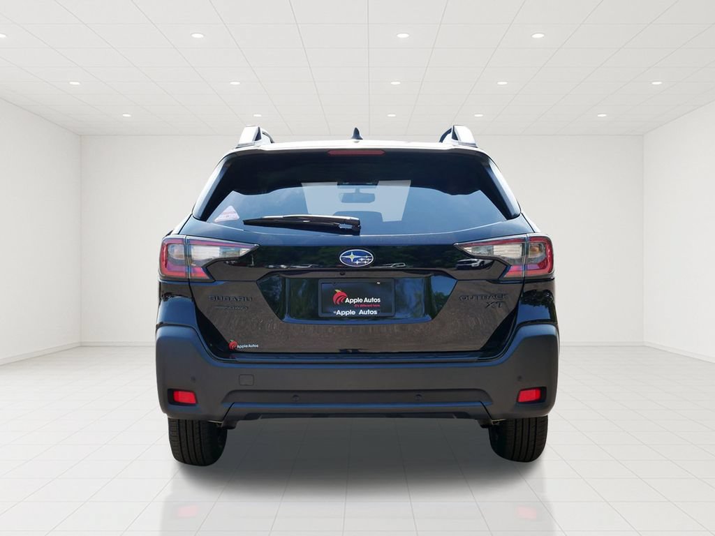Used 2024 Subaru Outback Onyx Edition XT AWD/4WD image 4