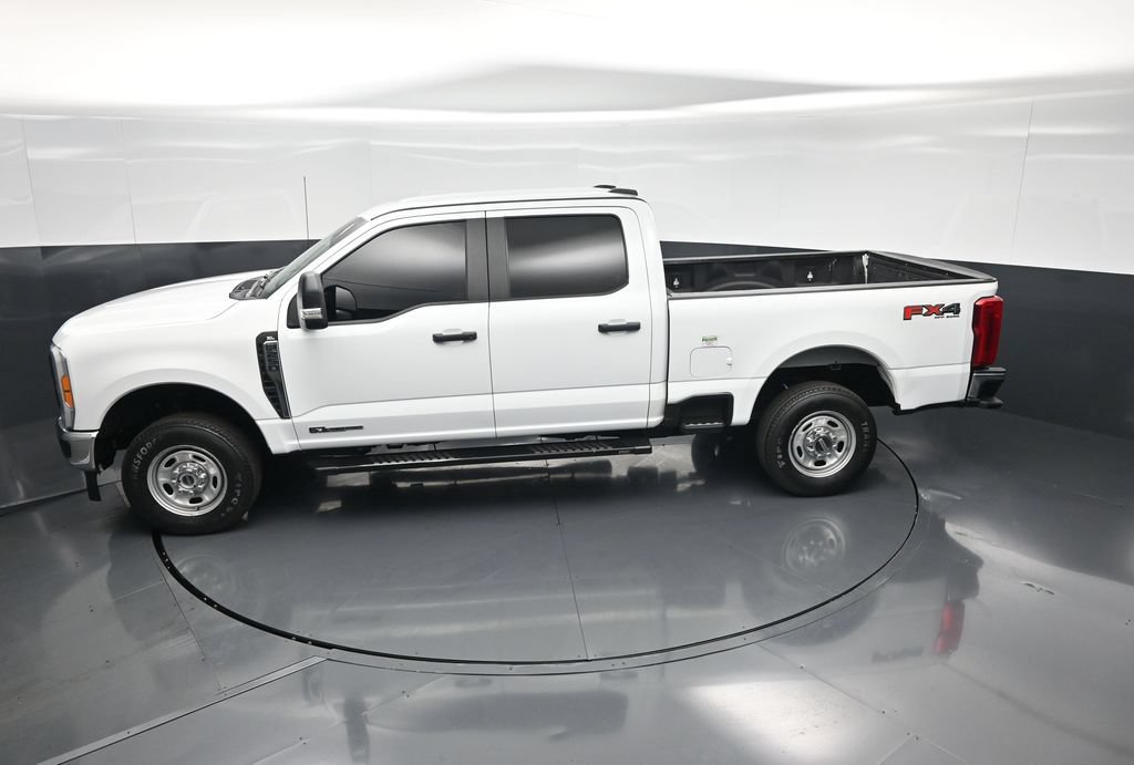 Certified 2023 Ford F250 XL w/ FX4 Off-Road Package AWD/4WD image 42