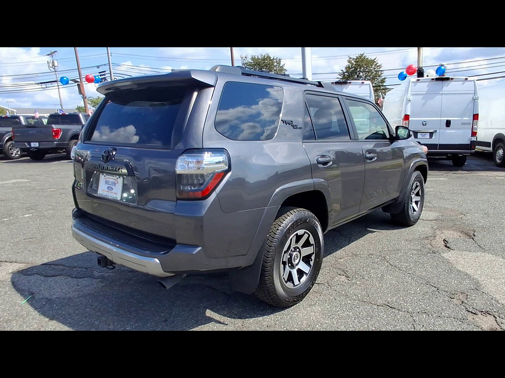 Used 2023 Toyota 4Runner TRD Off-Road Premium w/ Off Road Premium Plus Package AWD/4WD image 8
