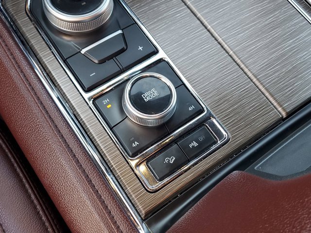 Certified 2024 Ford Expedition Max Limited image 29