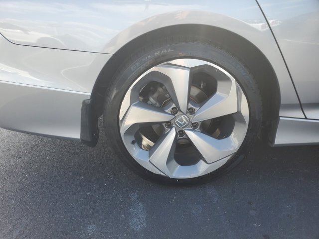 Used 2022 Honda Accord Sport image 9