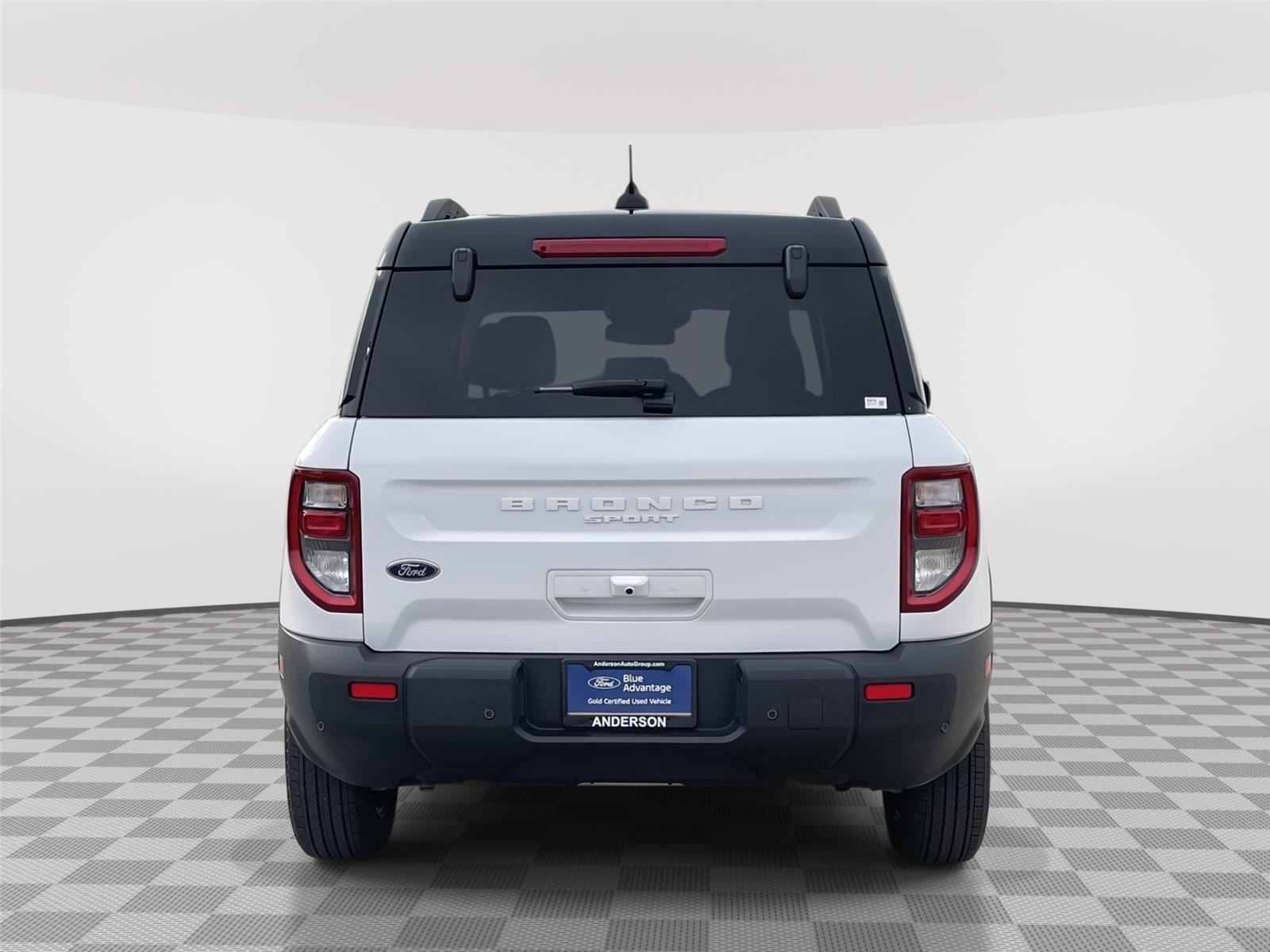 Certified 2025 Ford Bronco Sport Outer Banks w/ Outer Banks Tech Package+ AWD/4WD image 8