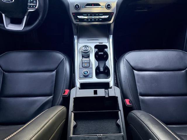 Certified 2022 Ford Explorer XLT w/ Equipment Group 202A image 21