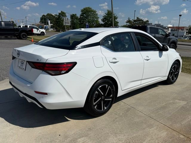Used 2024 Nissan Sentra SV FWD image 12