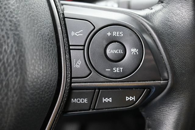Used 2024 Toyota Camry XSE FWD image 17