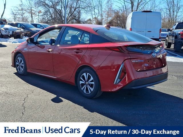 Used 2017 Toyota Prius Prime image 4