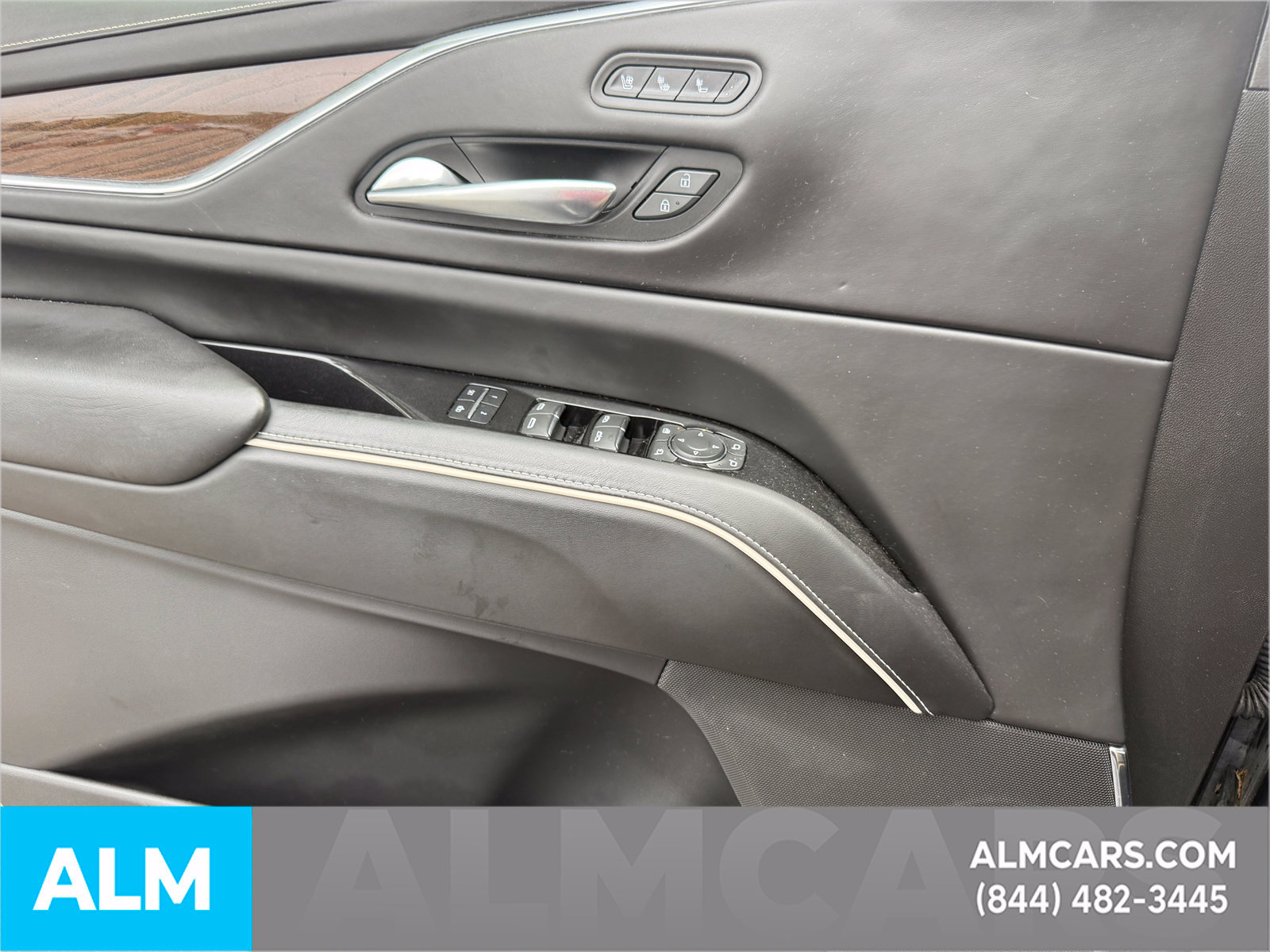 Used 2023 Cadillac Escalade ESV Sport Platinum AWD/4WD image 30