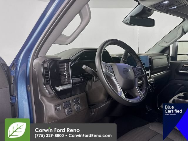 Used 2025 Chevrolet Silverado 3500 LT w/ Trail Boss Package AWD/4WD image 12