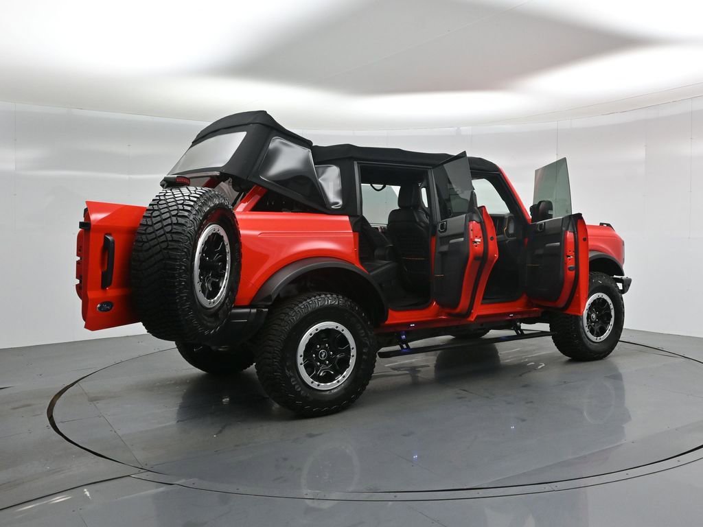 Certified 2021 Ford Bronco Badlands image 6