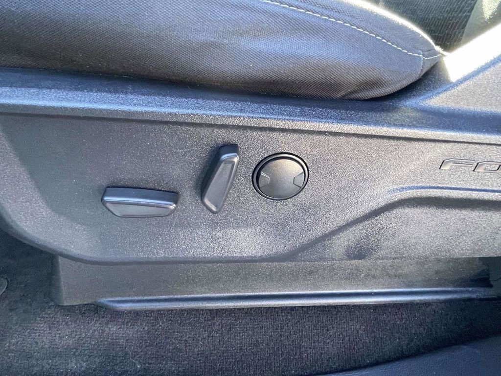 Certified 2022 Ford F150 XLT w/ Equipment Group 302A High image 14