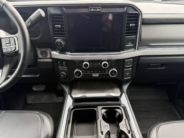 Certified 2025 Ford F450 Platinum w/ FX4 Off-Road Package AWD/4WD image 12