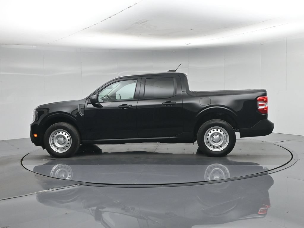 Certified 2025 Ford Maverick XL FWD image 21