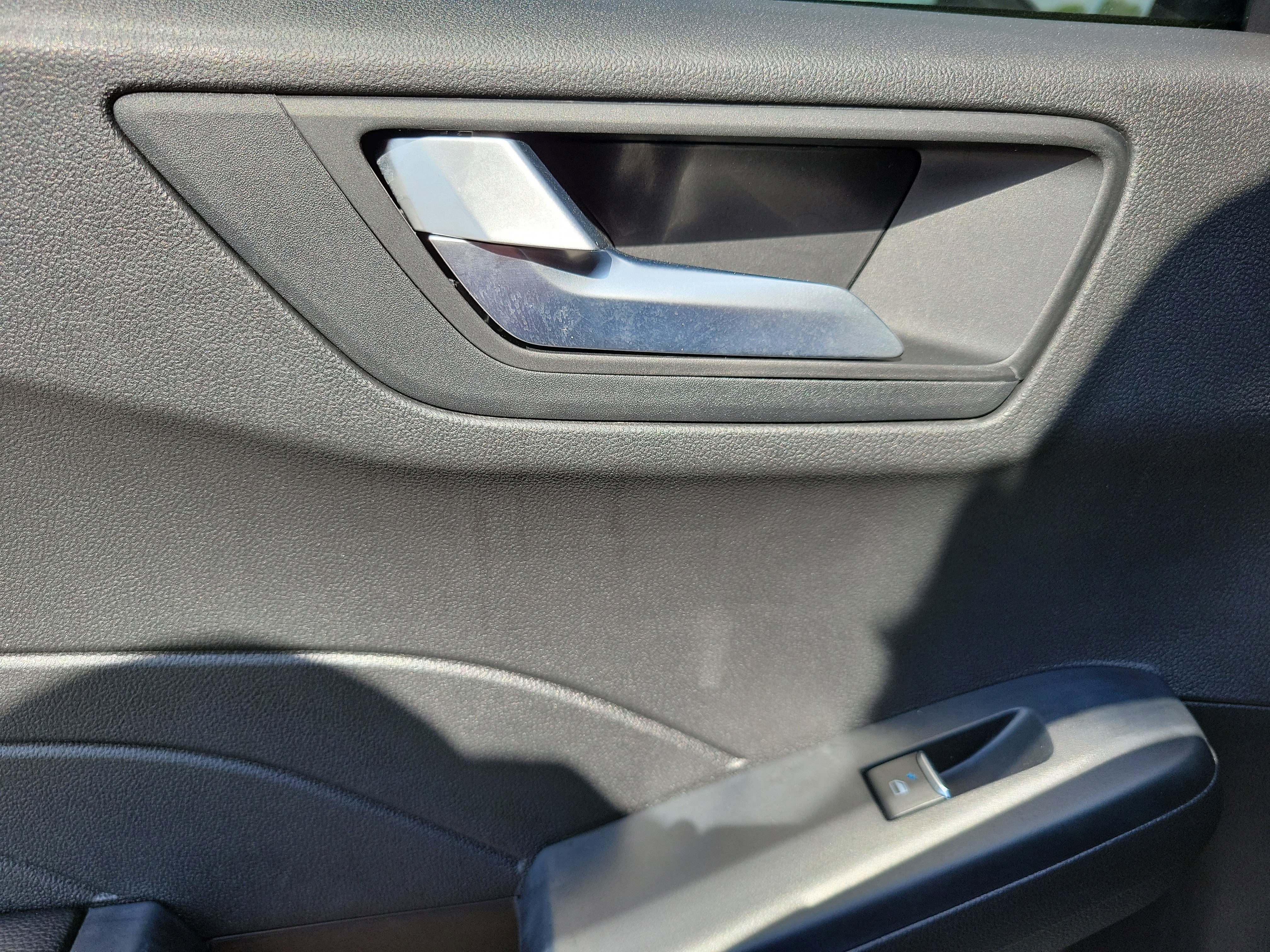 Certified 2024 Ford Escape ST-Line image 21