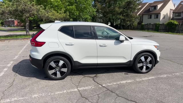 Used 2020 Volvo XC40 T5 Momentum w/ Protection Package Premier AWD/4WD image 47