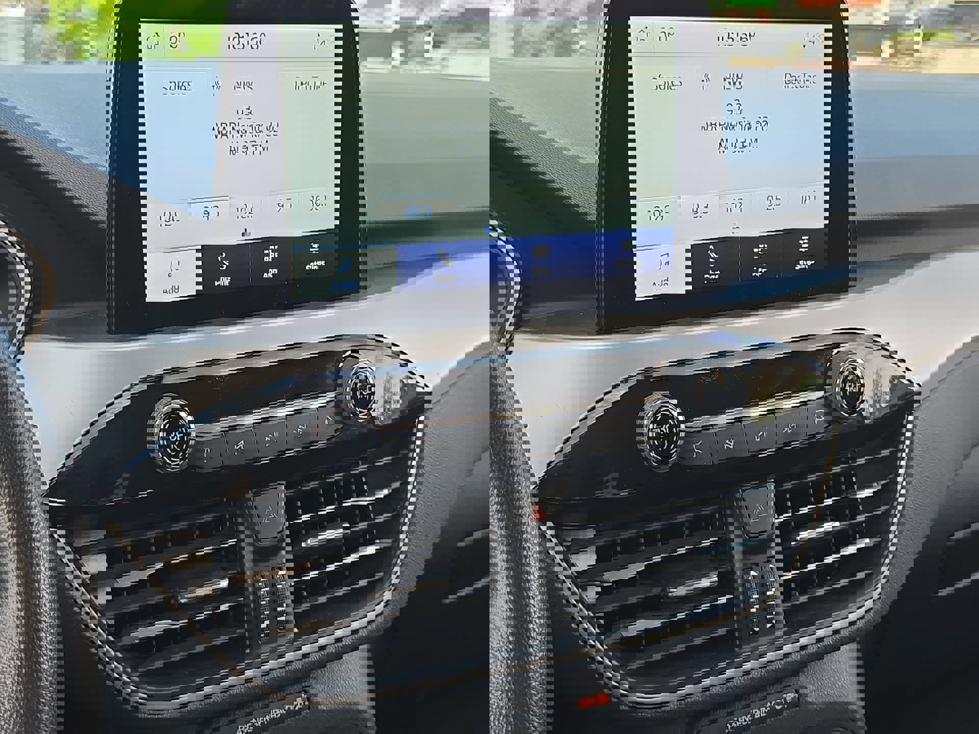 Certified 2020 Ford Escape SEL FWD image 16