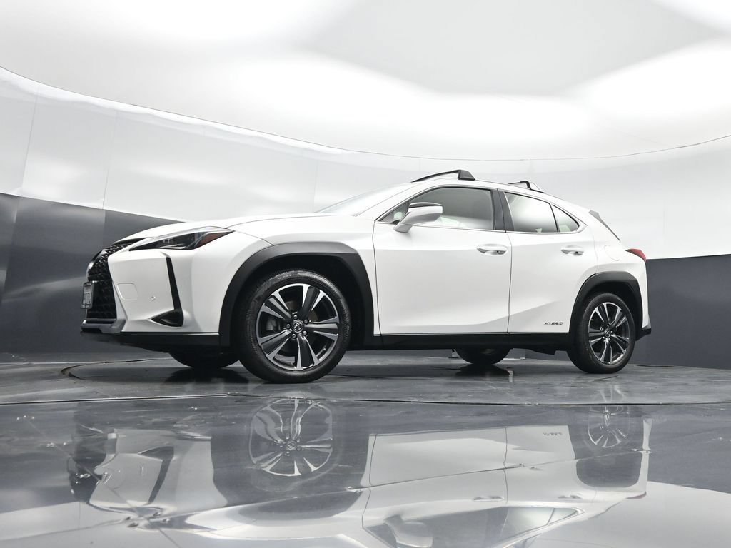Used 2020 Lexus UX 250h w/ Premium Package AWD/4WD image 39