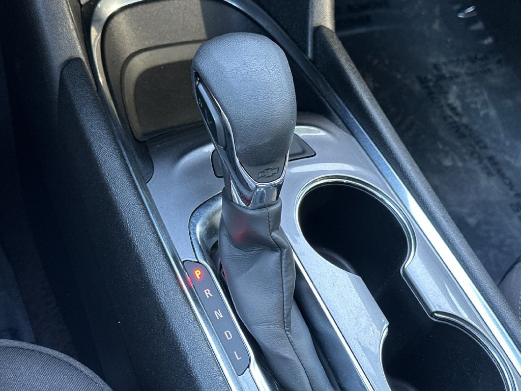 Used 2025 Chevrolet Malibu LT FWD image 19