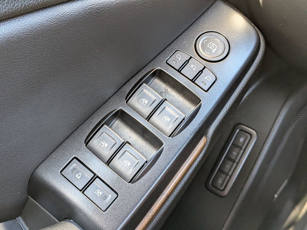 Used 2020 GMC Yukon XL Denali w/ Open Road Package image 29