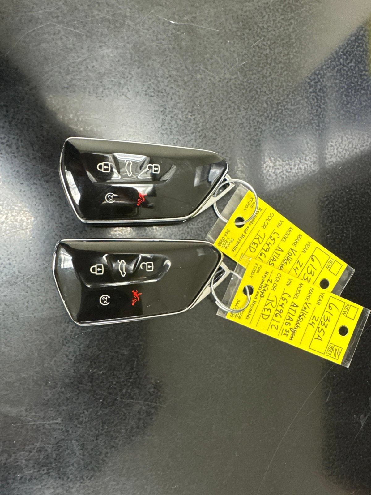Used 2024 Volkswagen Atlas SE AWD/4WD image 40