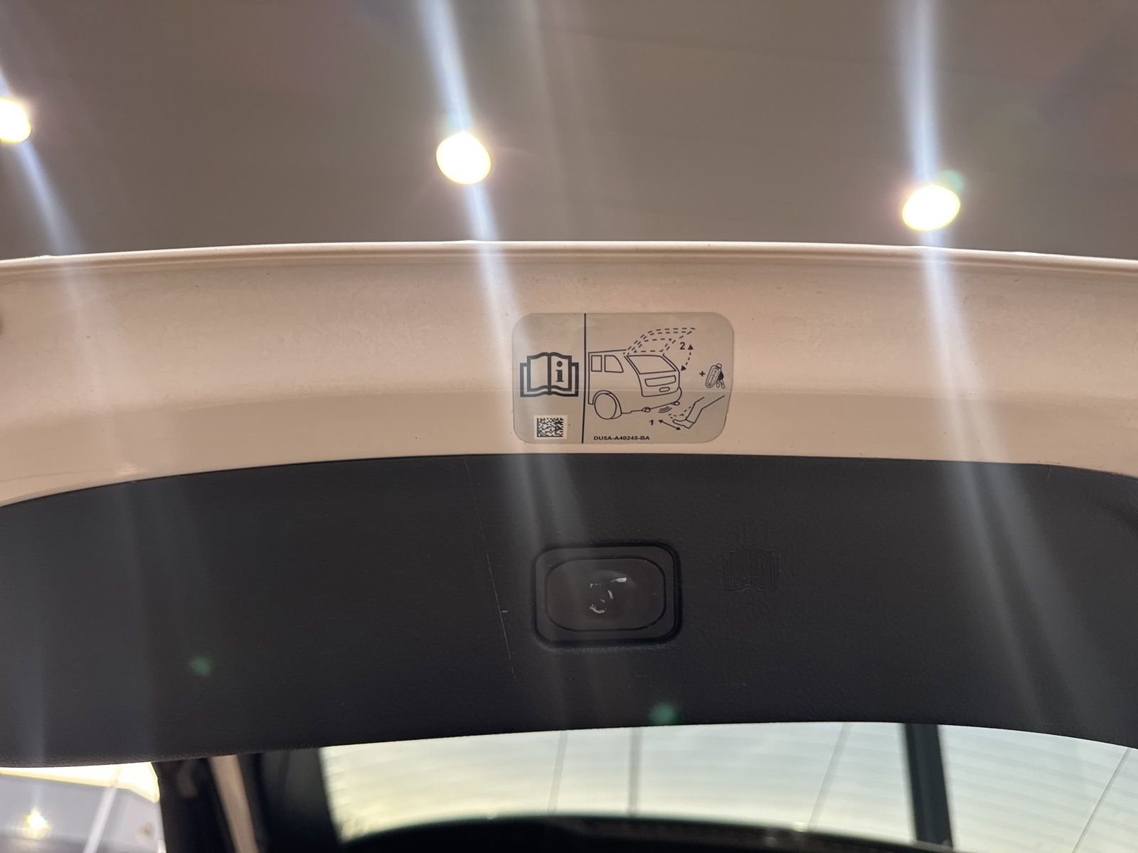 Certified 2019 Ford Edge Titanium w/ Cold Weather Package image 38