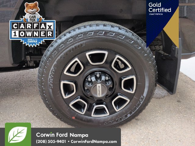 Certified 2024 Ford F350 Platinum w/ FX4 Off-Road Package AWD/4WD image 35