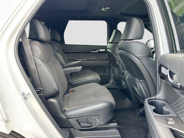 Used 2025 Hyundai Palisade Calligraphy AWD/4WD image 32