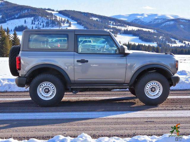 Certified 2025 Ford Bronco Base image 7