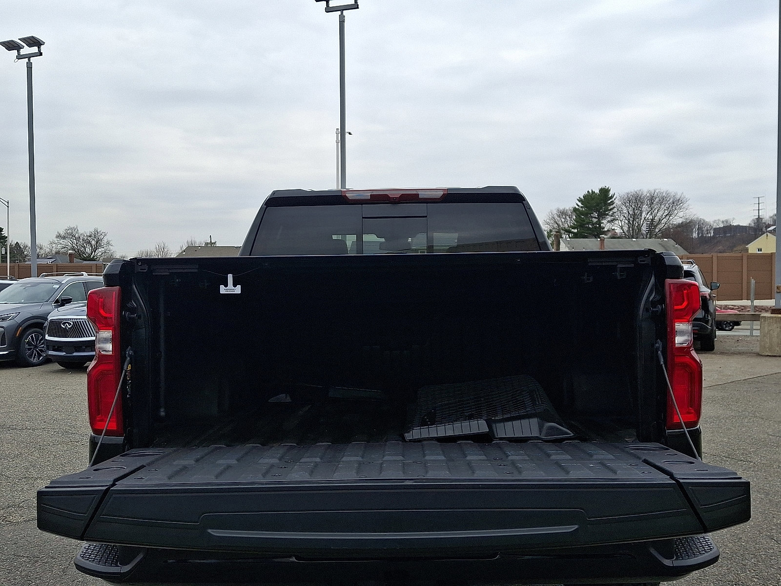 Used 2025 Chevrolet Silverado 1500 ZR2 image 28