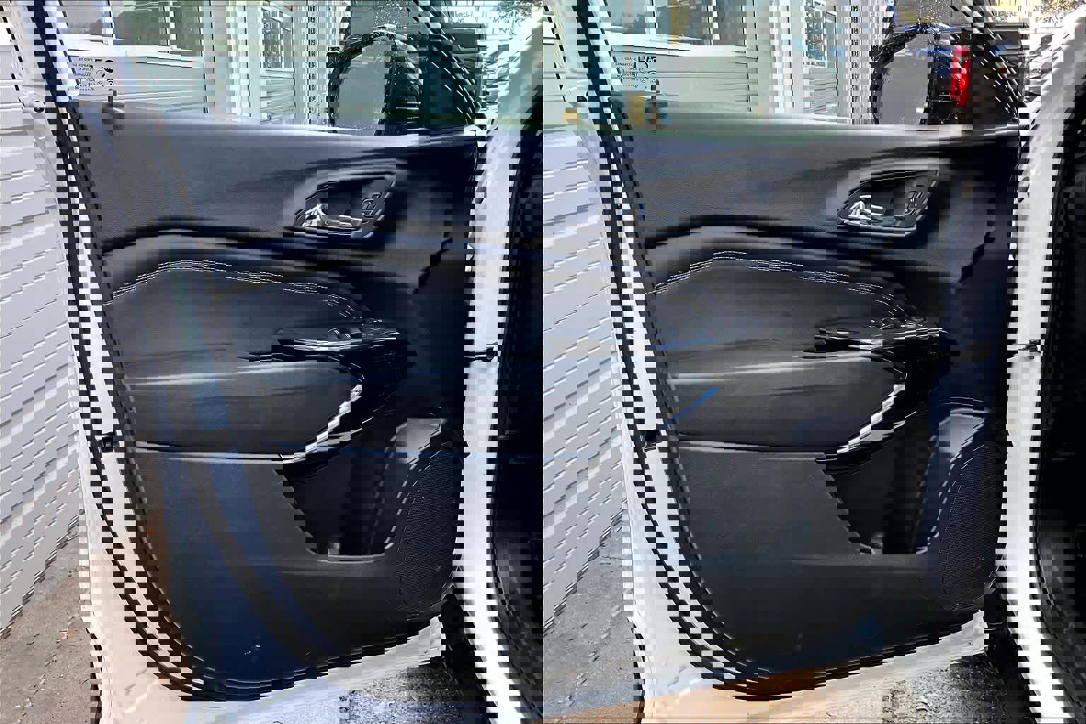 Used 2025 Chevrolet Trax ACTIV w/ Driver Confidence Package image 22