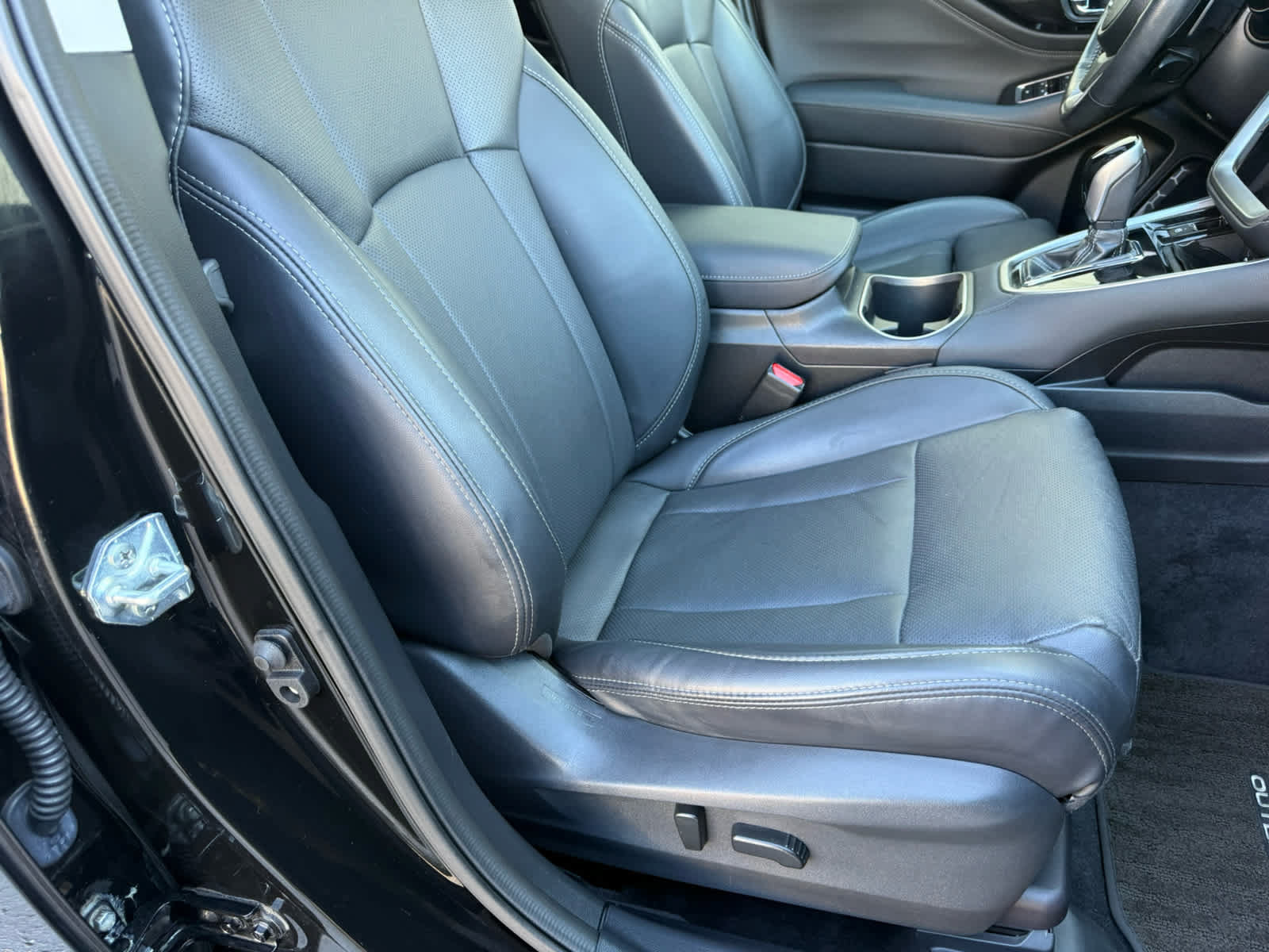 Used 2024 Subaru Outback Limited AWD/4WD image 8