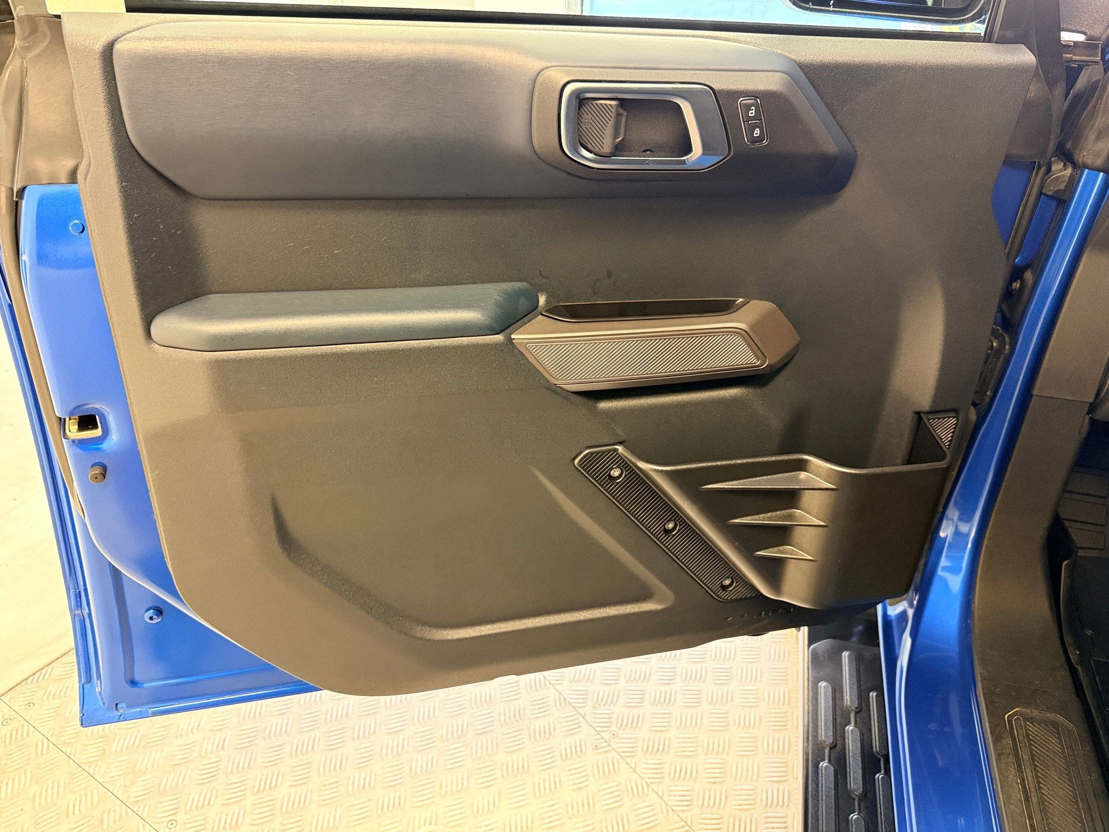 Certified 2023 Ford Bronco Outer Banks image 23