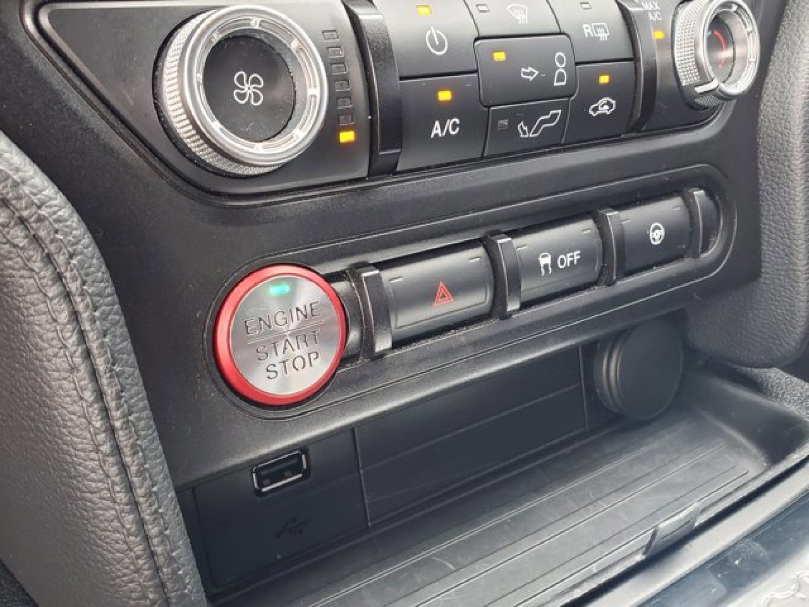 Certified 2019 Ford Mustang Coupe w/ Ecoboost Performance Package RWD image 22