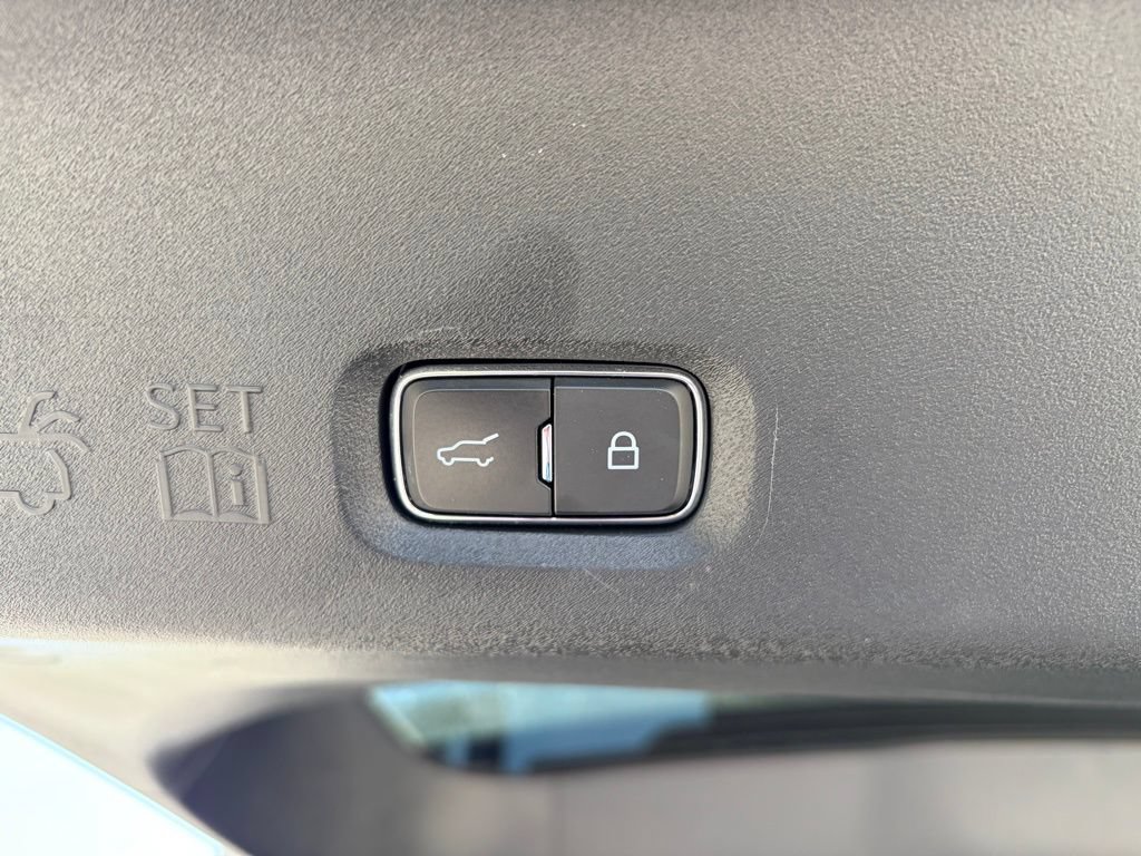 Certified 2025 Ford Expedition Platinum AWD/4WD image 34