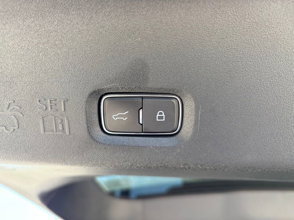 Certified 2025 Ford Expedition Platinum AWD/4WD image 34