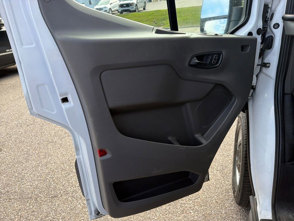Certified 2023 Ford Transit 250 Medium Roof RWD image 16