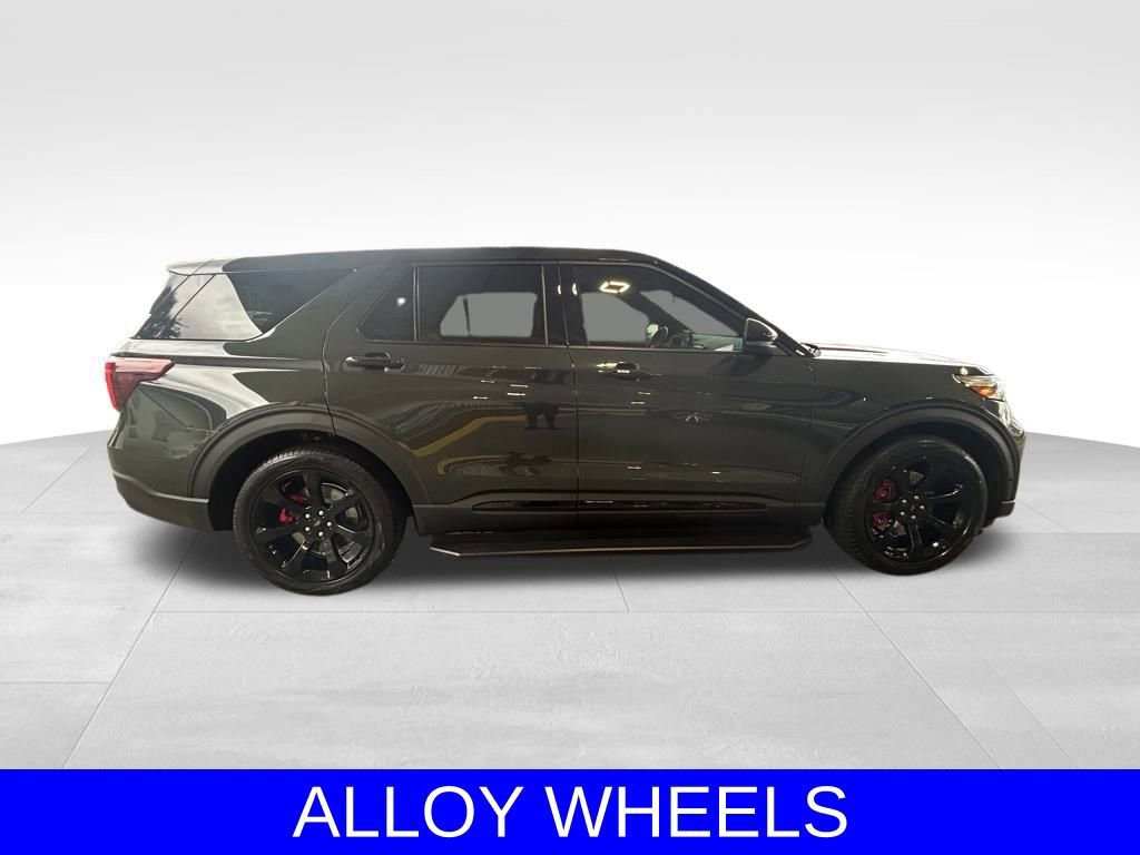Certified 2022 Ford Explorer ST w/ Equipment Group 401A image 2