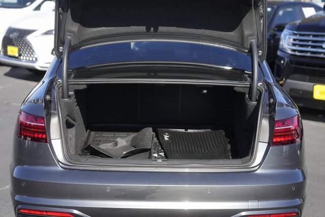 Used 2021 Audi A4 2.0T Premium Plus w/ Premium Plus Package image 31