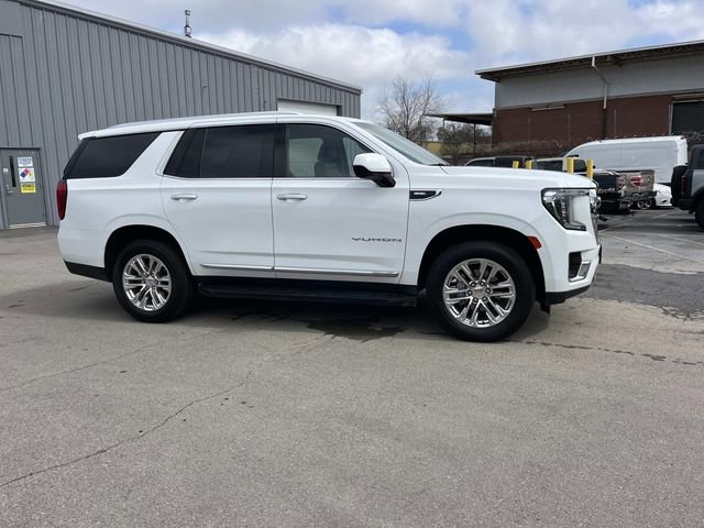 Used 2024 GMC Yukon SLT image 2