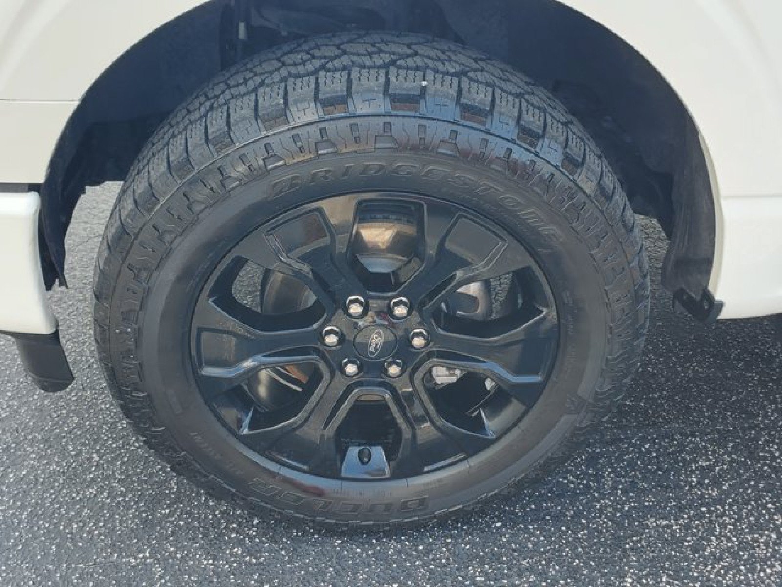 Certified 2023 Ford F150 Lariat w/ Equipment Group 502A High AWD/4WD image 4