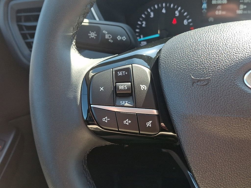 Certified 2022 Ford Escape SE w/ Cold Weather Package AWD/4WD image 21