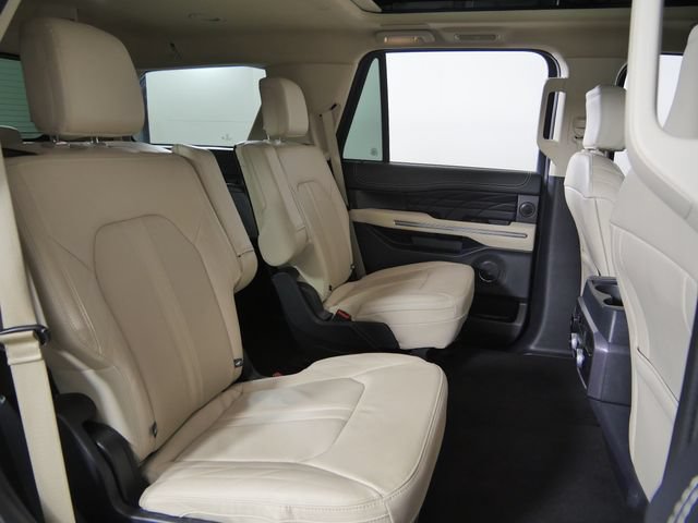 Certified 2024 Ford Expedition Platinum AWD/4WD image 12