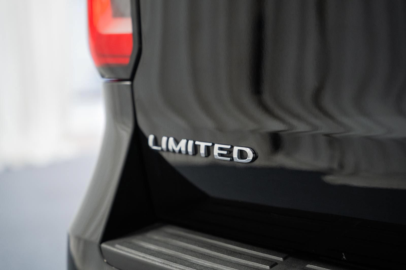 Certified 2023 Ford Expedition Max Limited AWD/4WD image 7