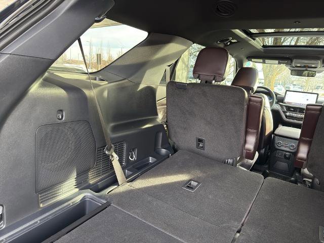 Certified 2025 Ford Explorer Platinum w/ LUX Leather Package image 10