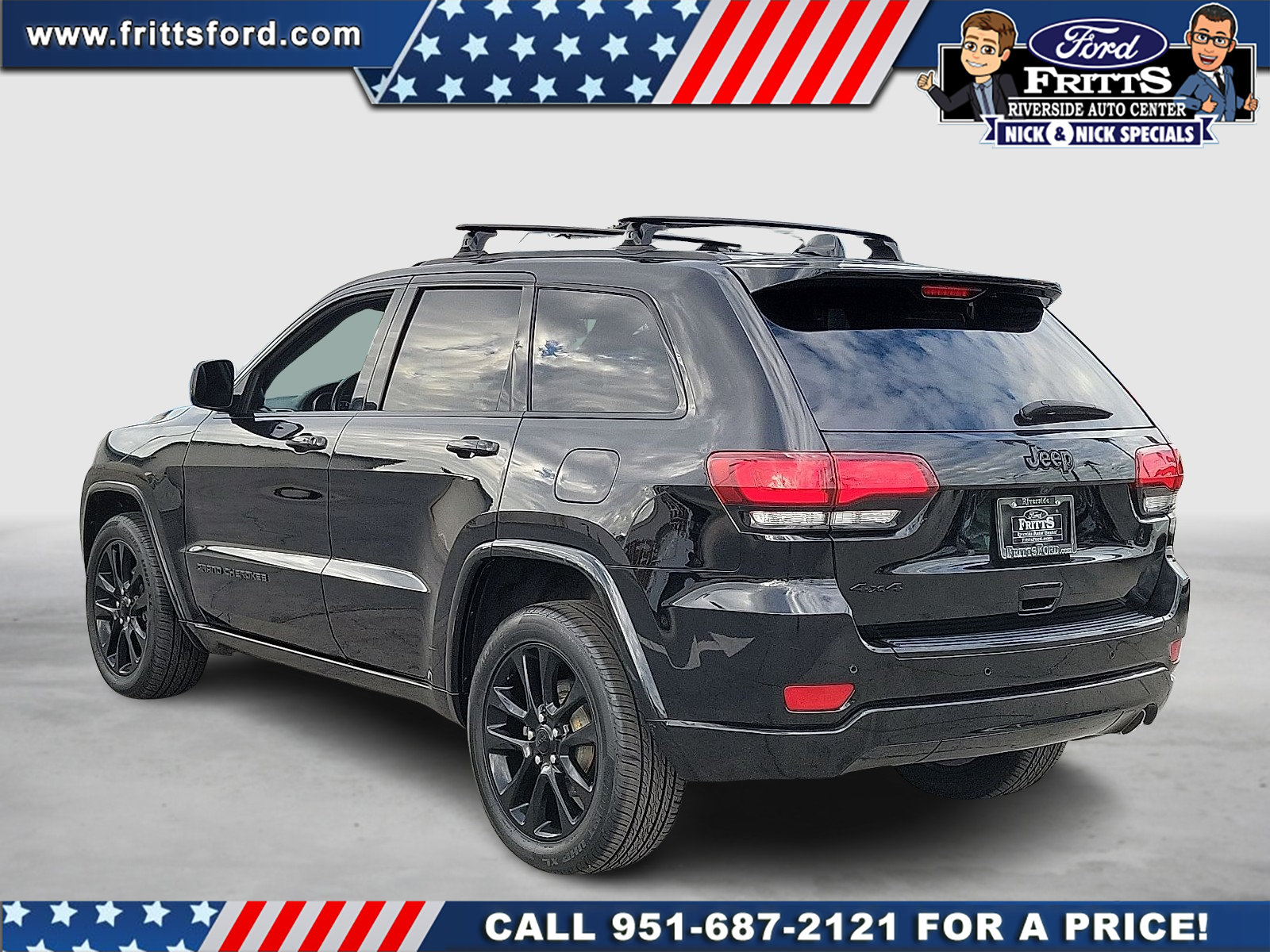 Used 2018 Jeep Grand Cherokee Altitude AWD/4WD image 3