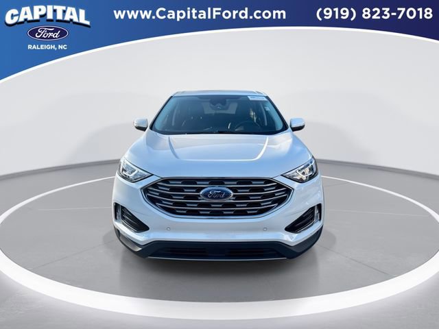 Certified 2022 Ford Edge Titanium image 9