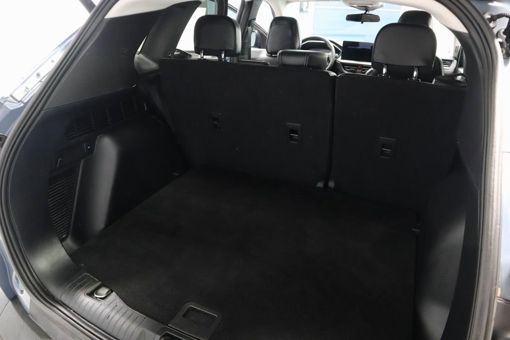Certified 2023 Ford Escape SE FWD image 14