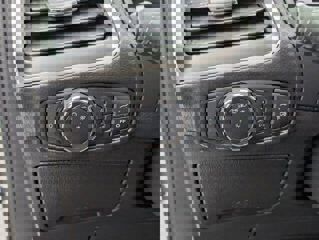 Certified 2022 Ford Edge SEL w/ Convenience Package AWD/4WD image 19