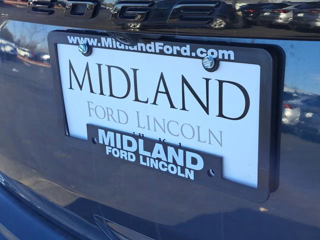 Certified 2024 Ford Edge SE w/ Black Appearance Package image 8