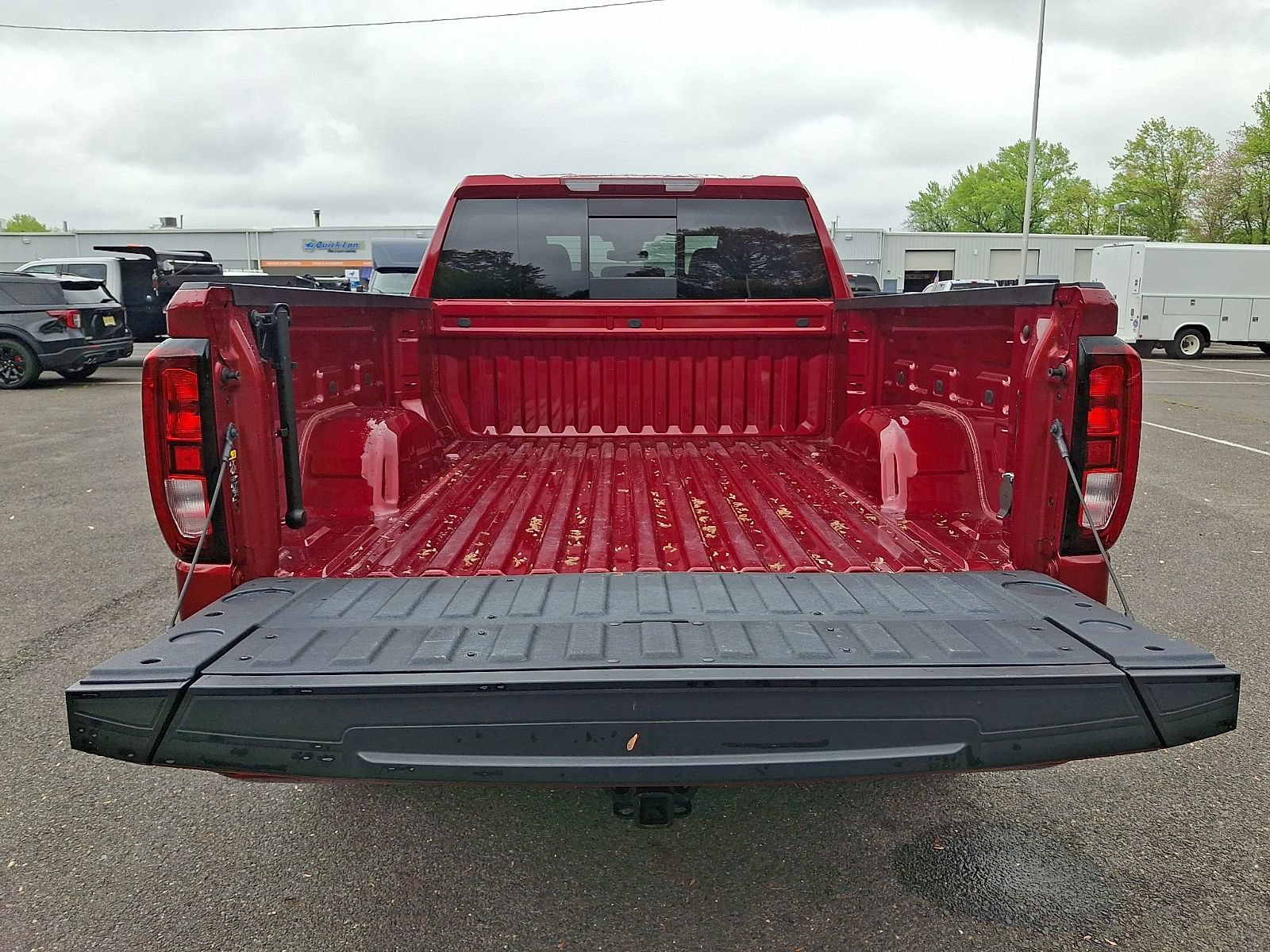 Used 2024 GMC Sierra 1500 Elevation w/ Preferred Package AWD/4WD image 29