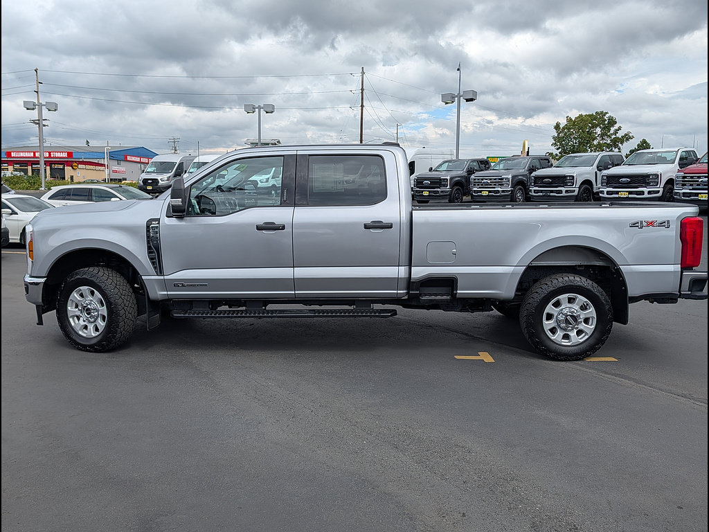 Certified 2024 Ford F350 XLT AWD/4WD image 9
